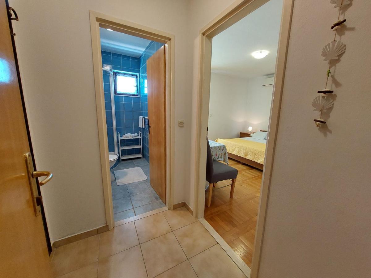 Apartmani Rahela Водице Екстериор снимка