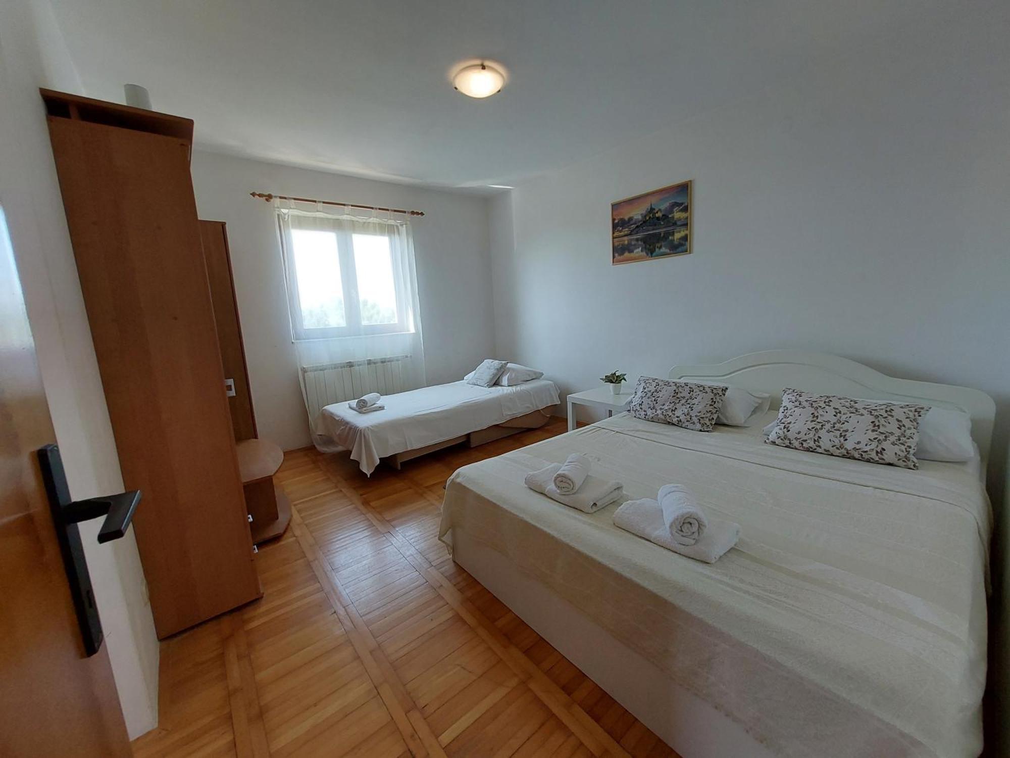 Apartmani Rahela Водице Екстериор снимка
