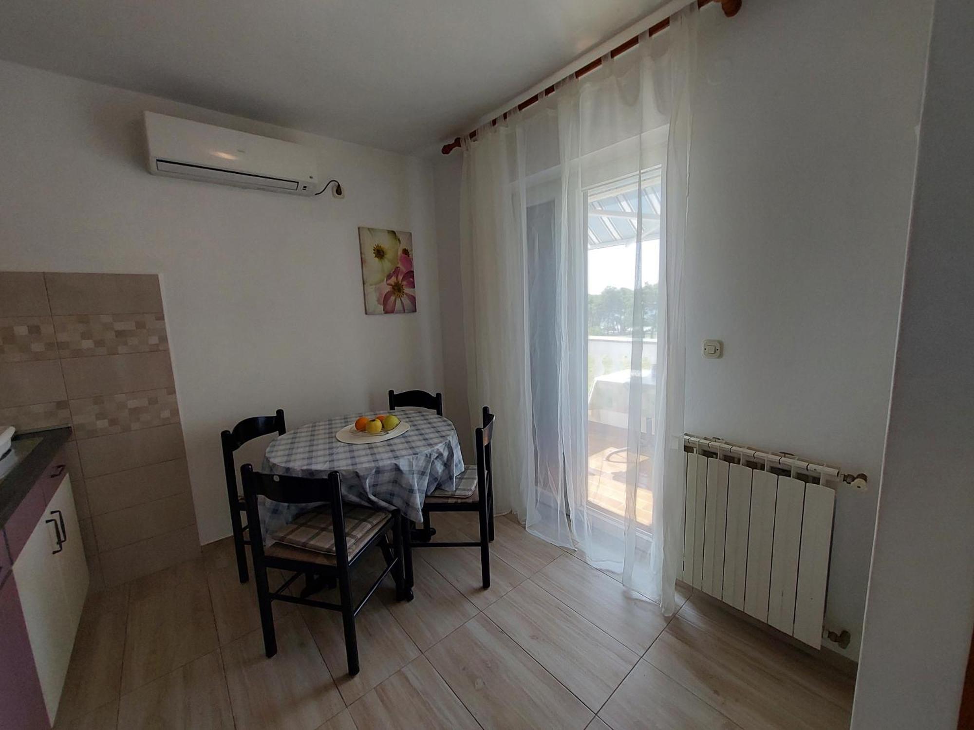 Apartmani Rahela Водице Екстериор снимка