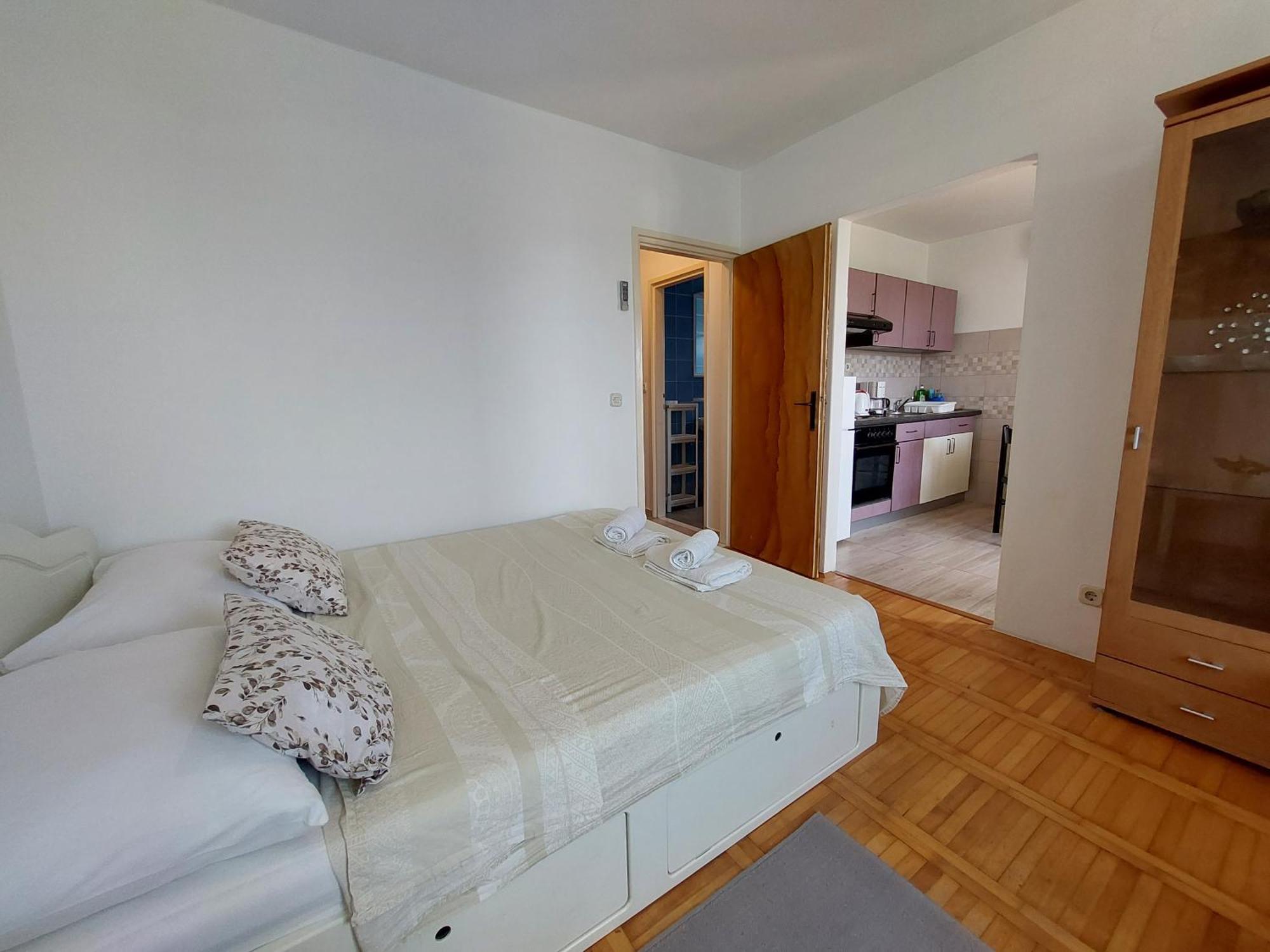 Apartmani Rahela Водице Екстериор снимка